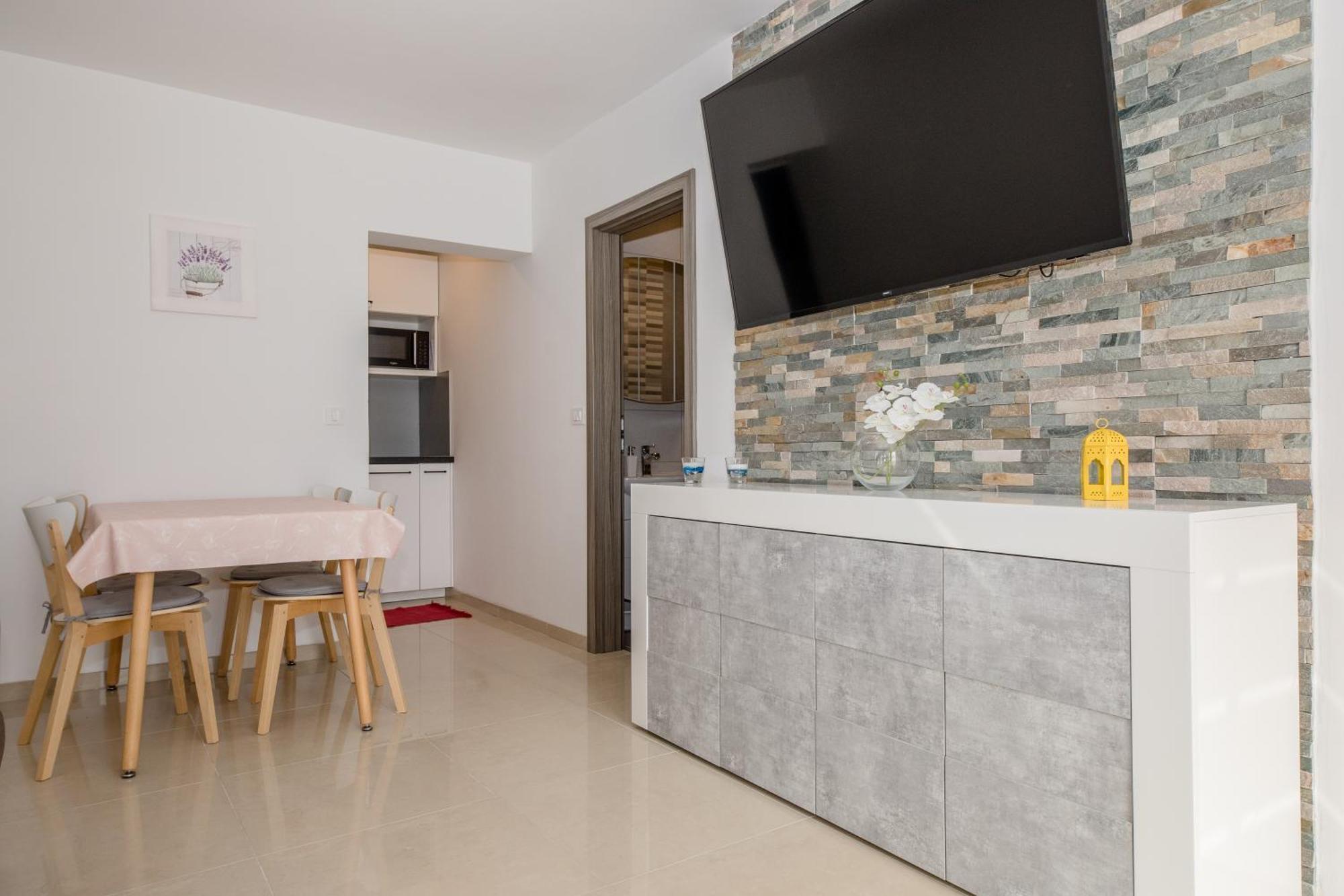 Apartments Gael Lopar Rum bild